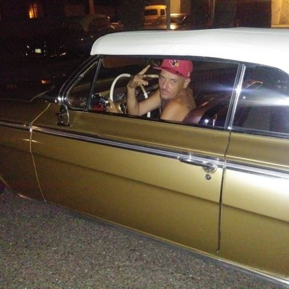 Meet your Posher, Larry